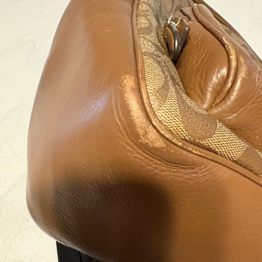 Coach Court Backpack In Signature Canvas - Picture 12 of 16